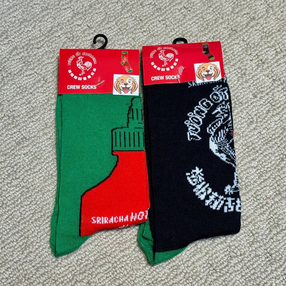 2 Sriracha Hot Sauce New Novelty Crew Socks Size 6-12/13 - Men's/Women's -